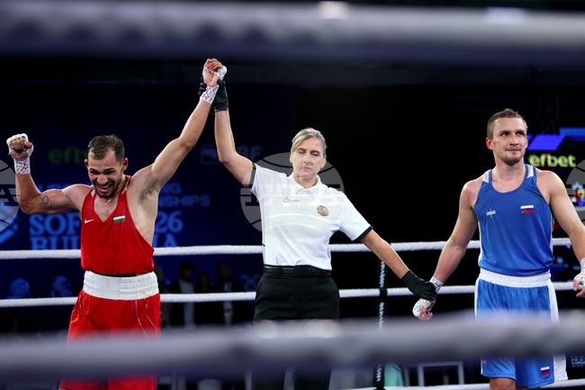 Radoslav Rosenov Wins Bulgaria’s First Medal at European Boxing Championships in Sofia