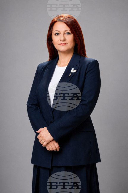 Nina Lambova Runs for Vice President
