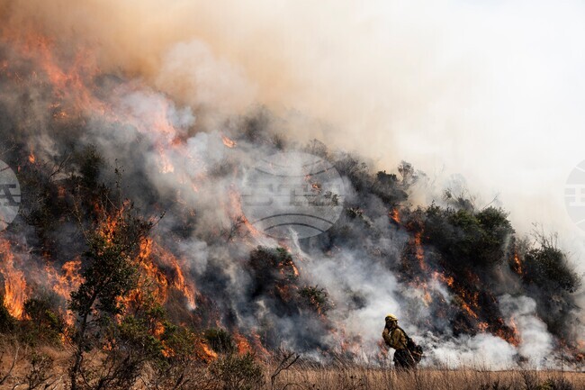 US Controlled Park Fire