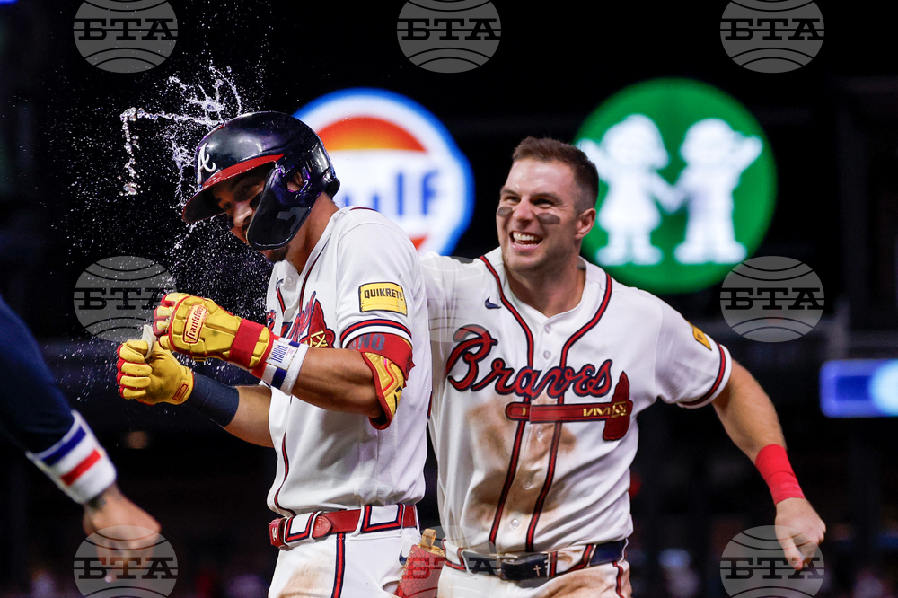 Reds Braves Baseball