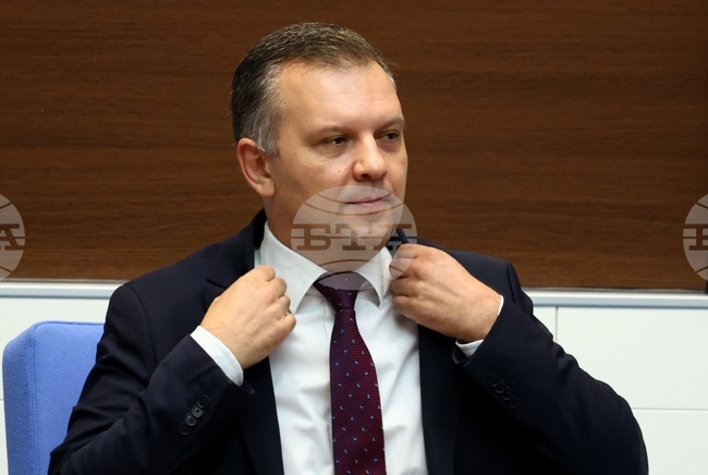 Justice Minister to Take Defensive Actions against Former Prosecutor General Sarafov in Accordance with Law