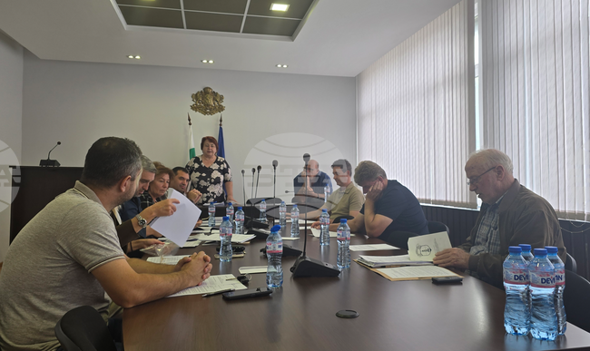 Общинският съвет в Шабла определи представители, които да участват предстоящи заседания на ВиК в Добрич, МБАЛ-Добрич и четири дружества
