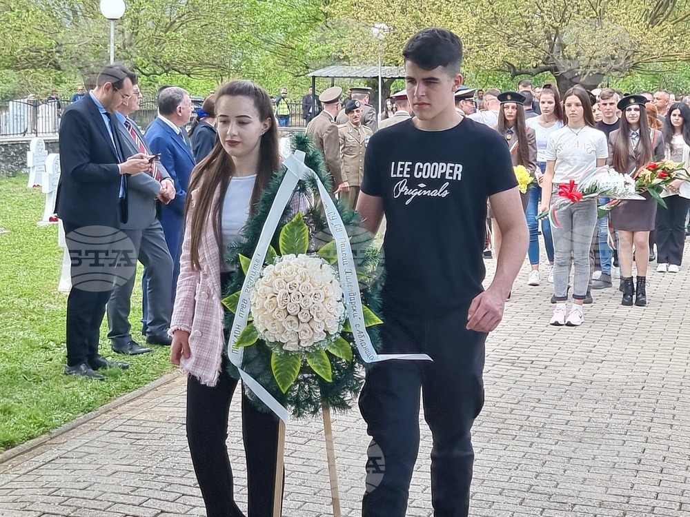 Северна Македония - Ново село - българско военно гробище - Ден на храбростта и българската армия - почит
