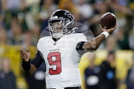 Falcons Packers Football
