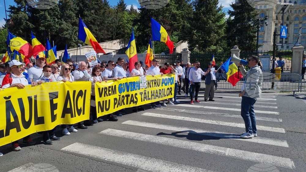 Румъния - протест срещу управляващата коалиция в центъра на Букурещ