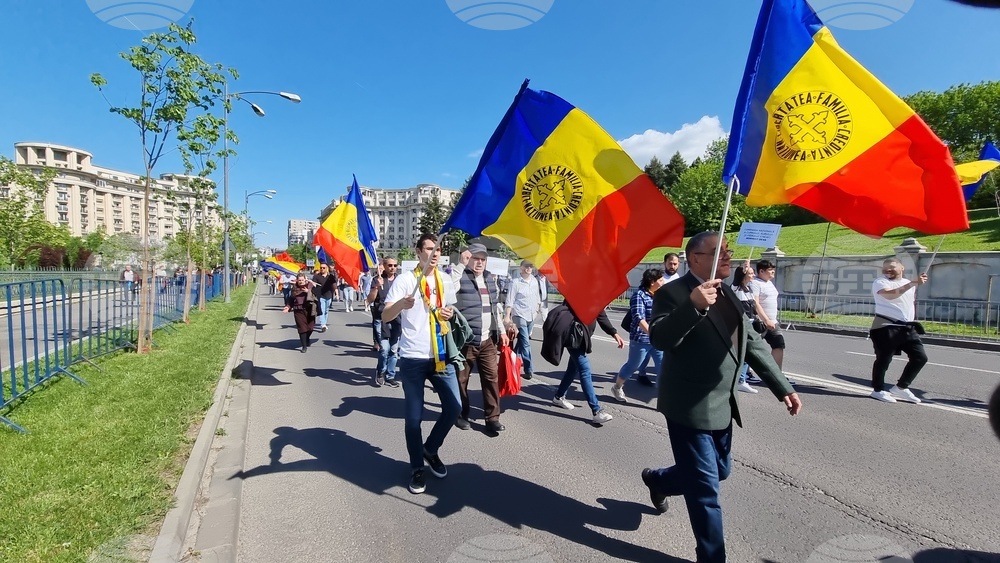 Румъния - протест срещу управляващата коалиция в центъра на Букурещ