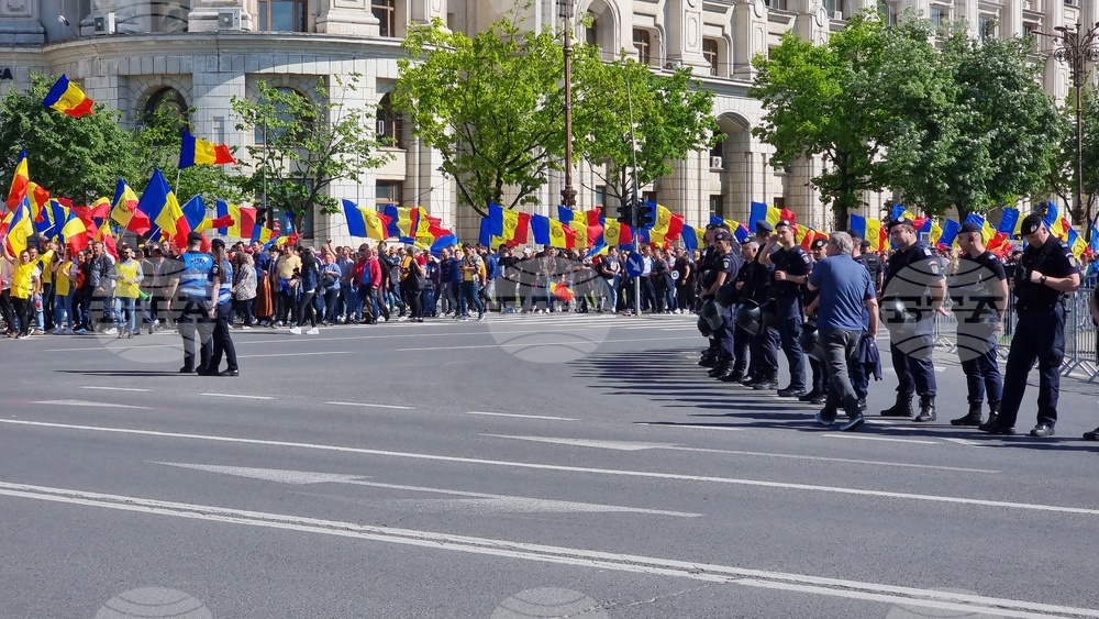 Румъния - протест срещу управляващата коалиция в центъра на Букурещ