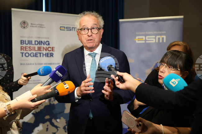 Bulgaria’s Euro Area Membership to Support Economic Growth, Increase Revenues, ESM Managing Director Says
