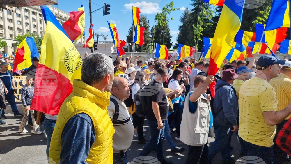 Румъния - протест срещу управляващата коалиция в центъра на Букурещ