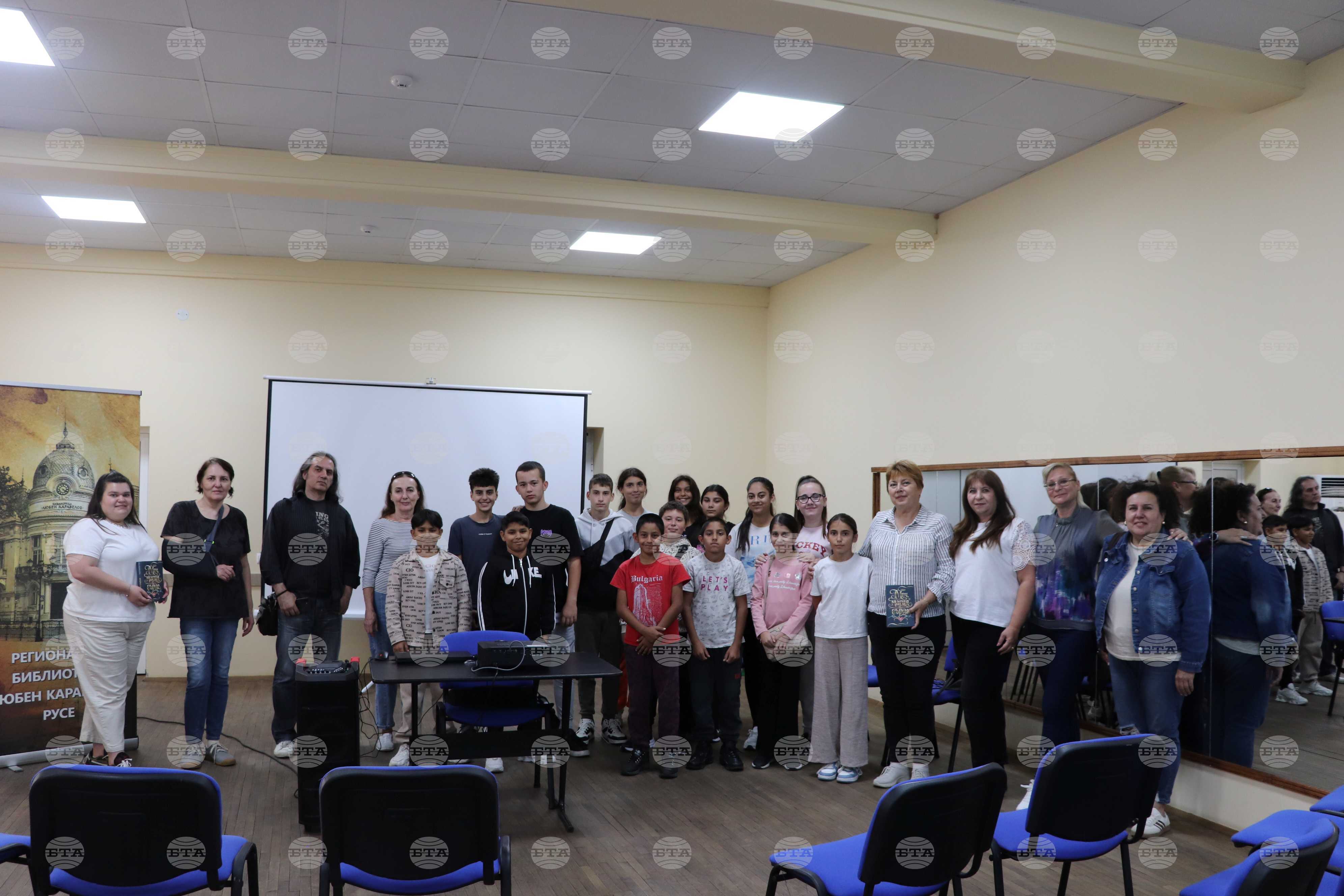 Фентъзи фестивалът „Реката на историите и световете“ стигна до ученици в Две могили и Борово