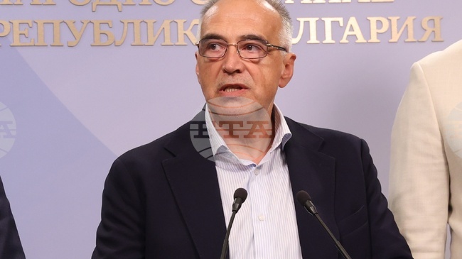 Ruling Party Backs President amid Controversy over Bulgaria's Position on UN Ukraine Statement