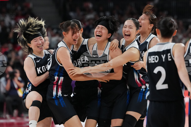APTOPIX Asian Games Basketball