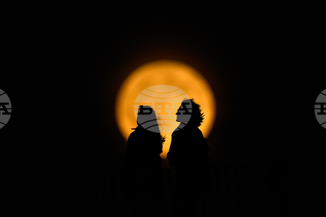 Turkey Full Moon