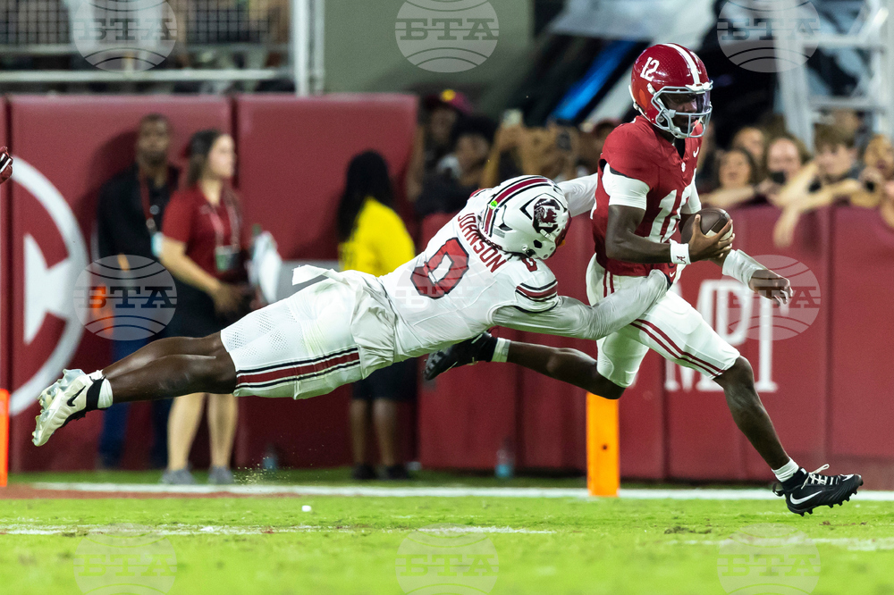 APTOPIX South Carolina Alabama Football