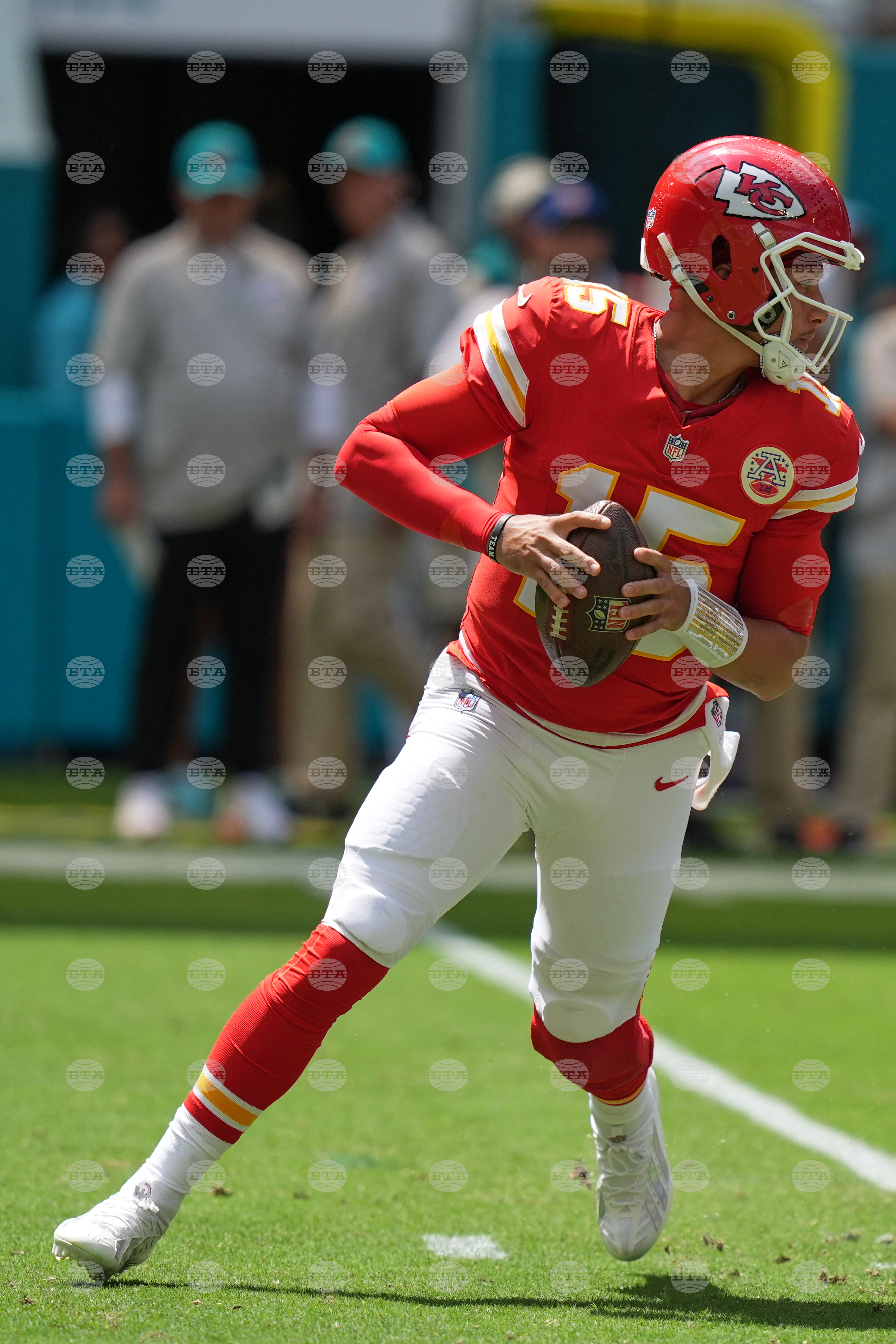 Chiefs Dolphins Football