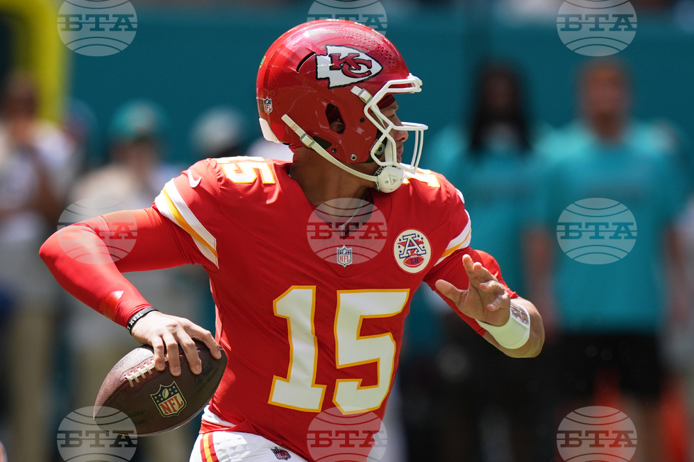 Chiefs Dolphins Football