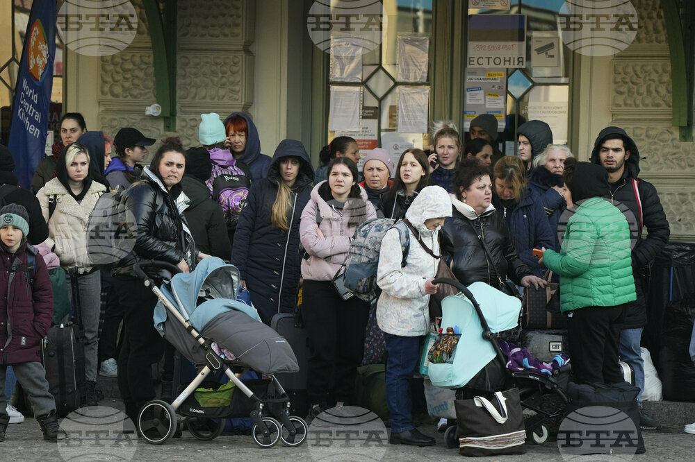 Повече от половината от децата в Украйна са били принудени да напуснат дома си, съобщи УНИЦЕФ