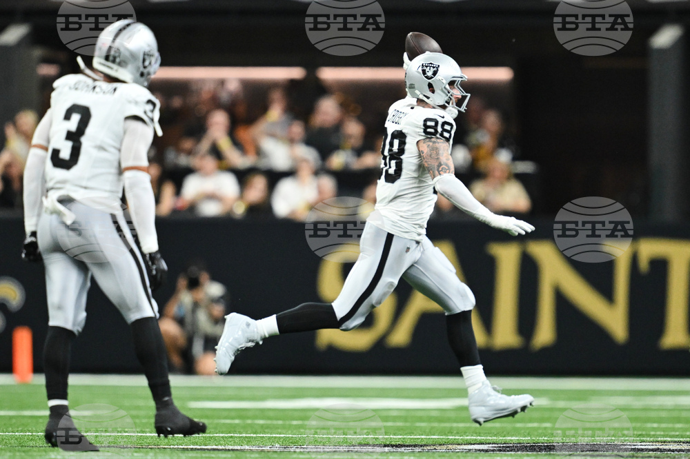 Raiders Saints Football