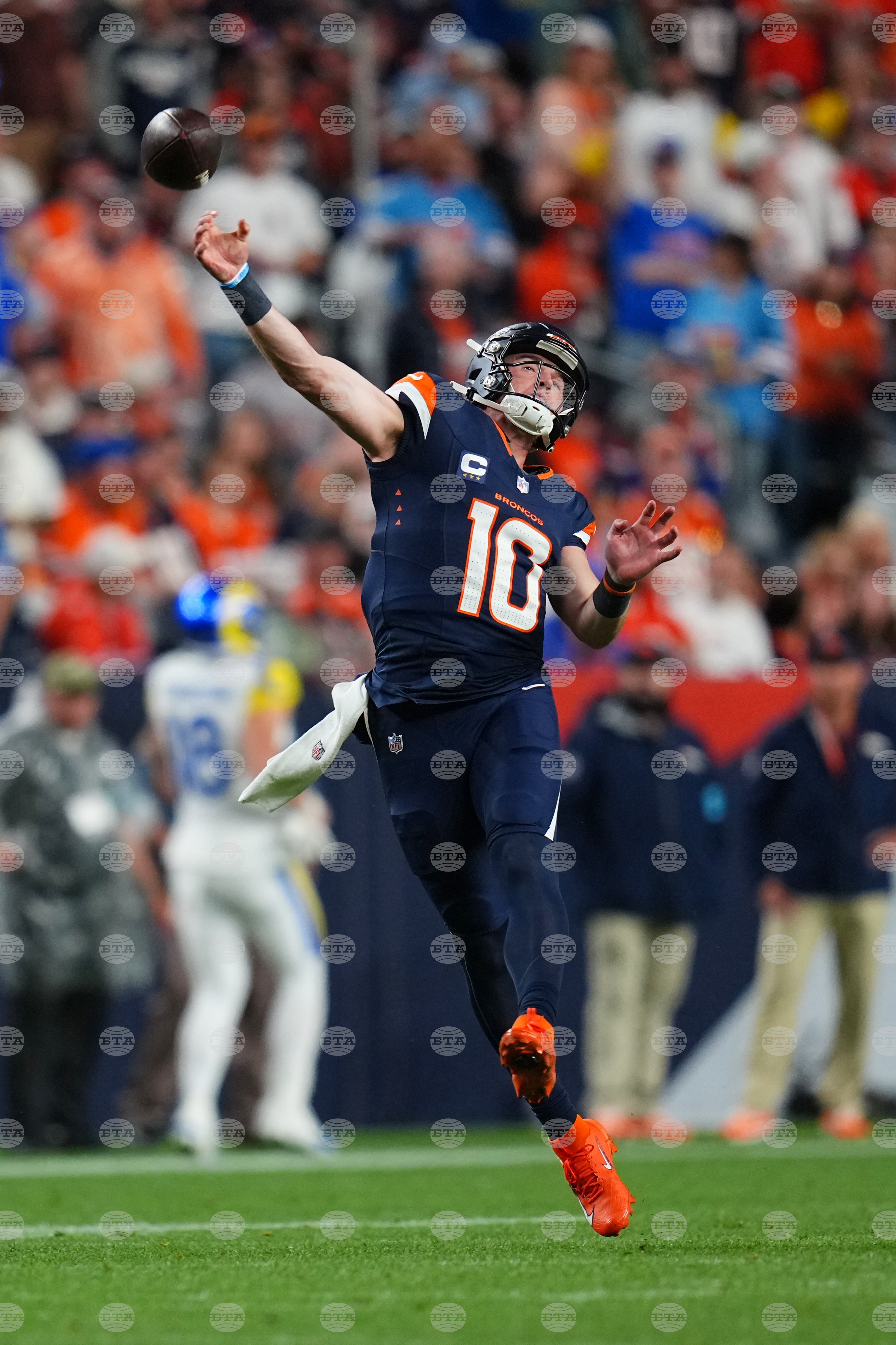 Rams Broncos Football