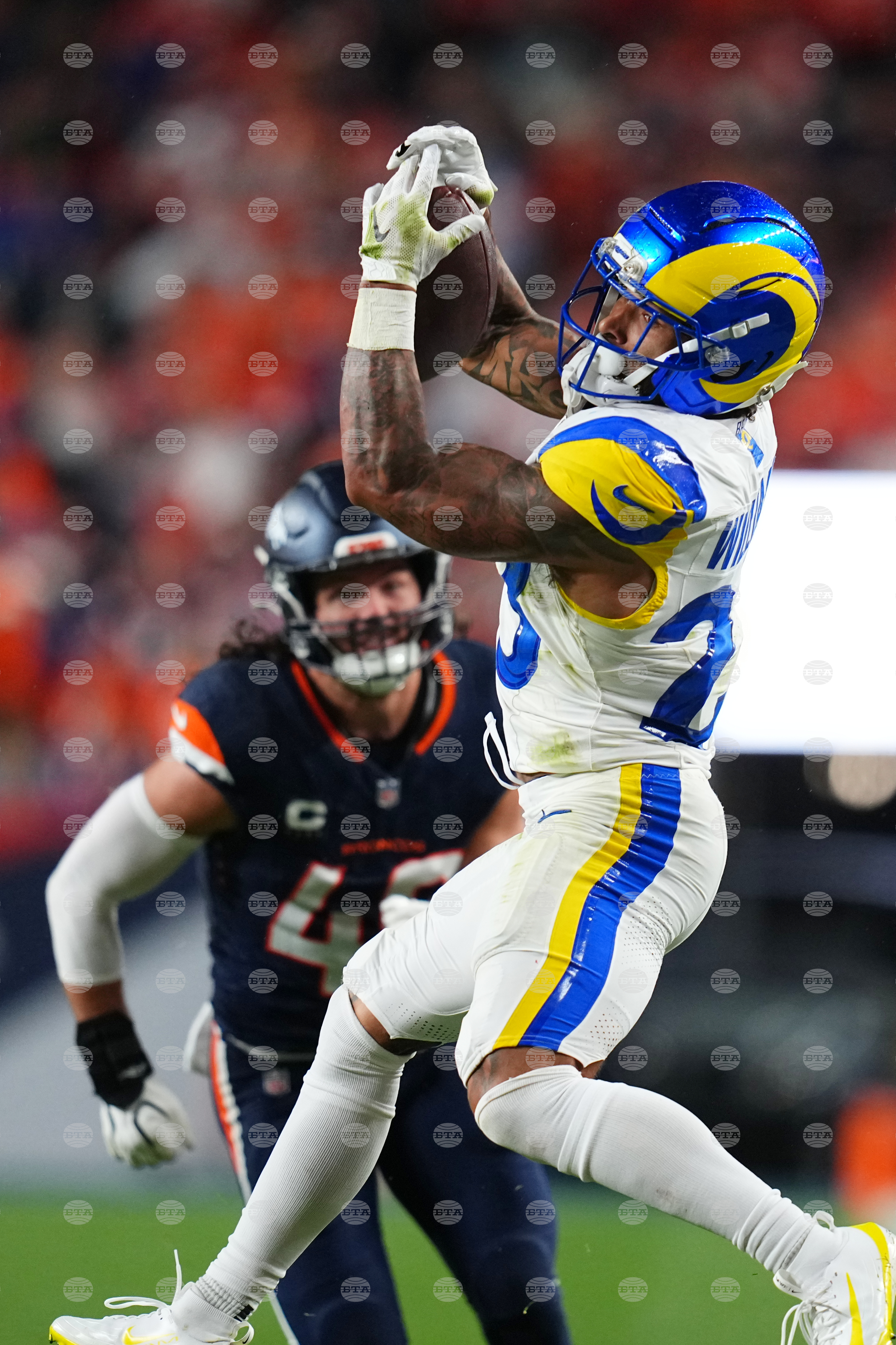 Rams Broncos Football