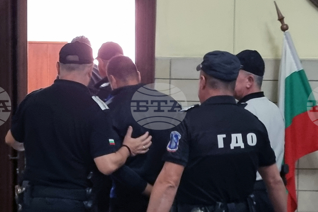 Окръжния съд в Ямбол остави за постоянно в ареста шофьора, задържан на ГКПП „Лесово” за контрабанда на наркотици за над 2,2 млн. евро