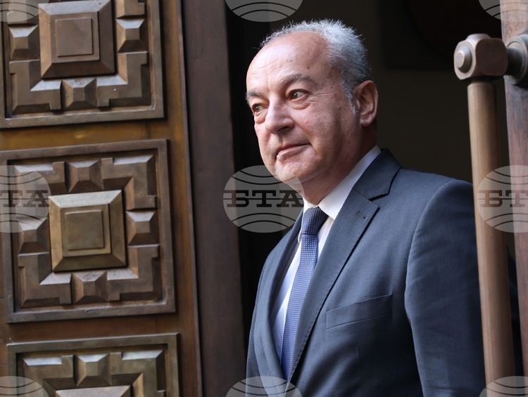 Government Prepares EUR 2.2 Bln Package of Revenue and Spending Measures, Finance Minister Says