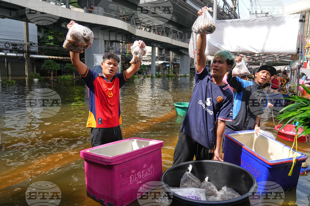 APTOPIX Thailand Extreme Weather Floods