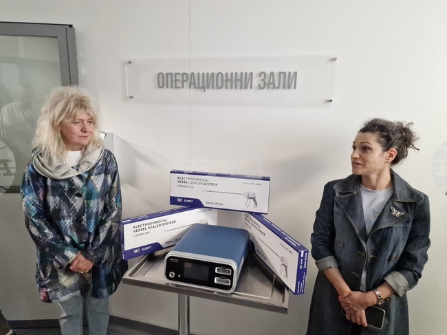 Жени дариха апаратура на стойност 15 000 евро на акушеро-гинекологичното отделение в областната болница във Велико Търново