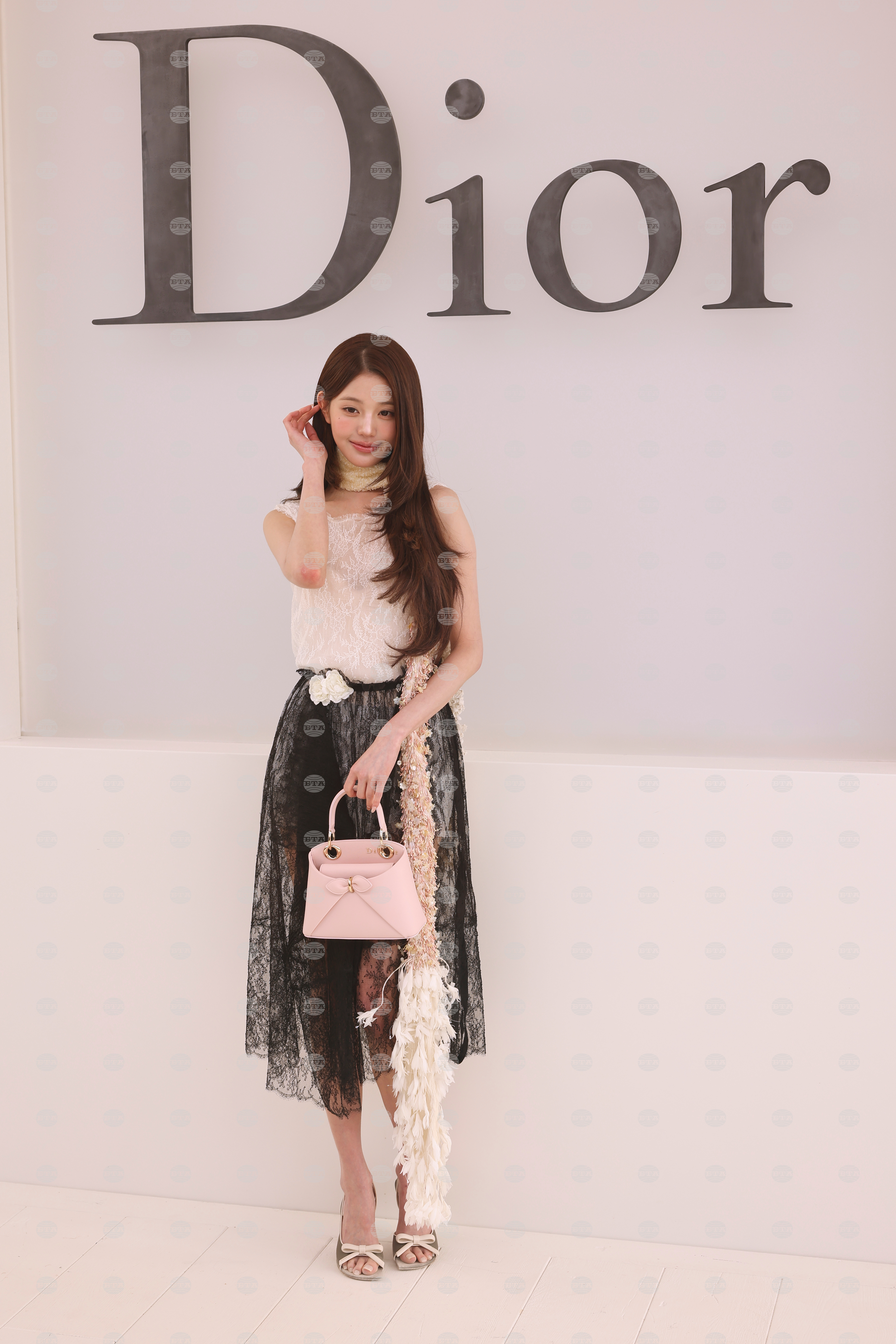 Paris Fashion Dior Womens S/S 27 Photo Call