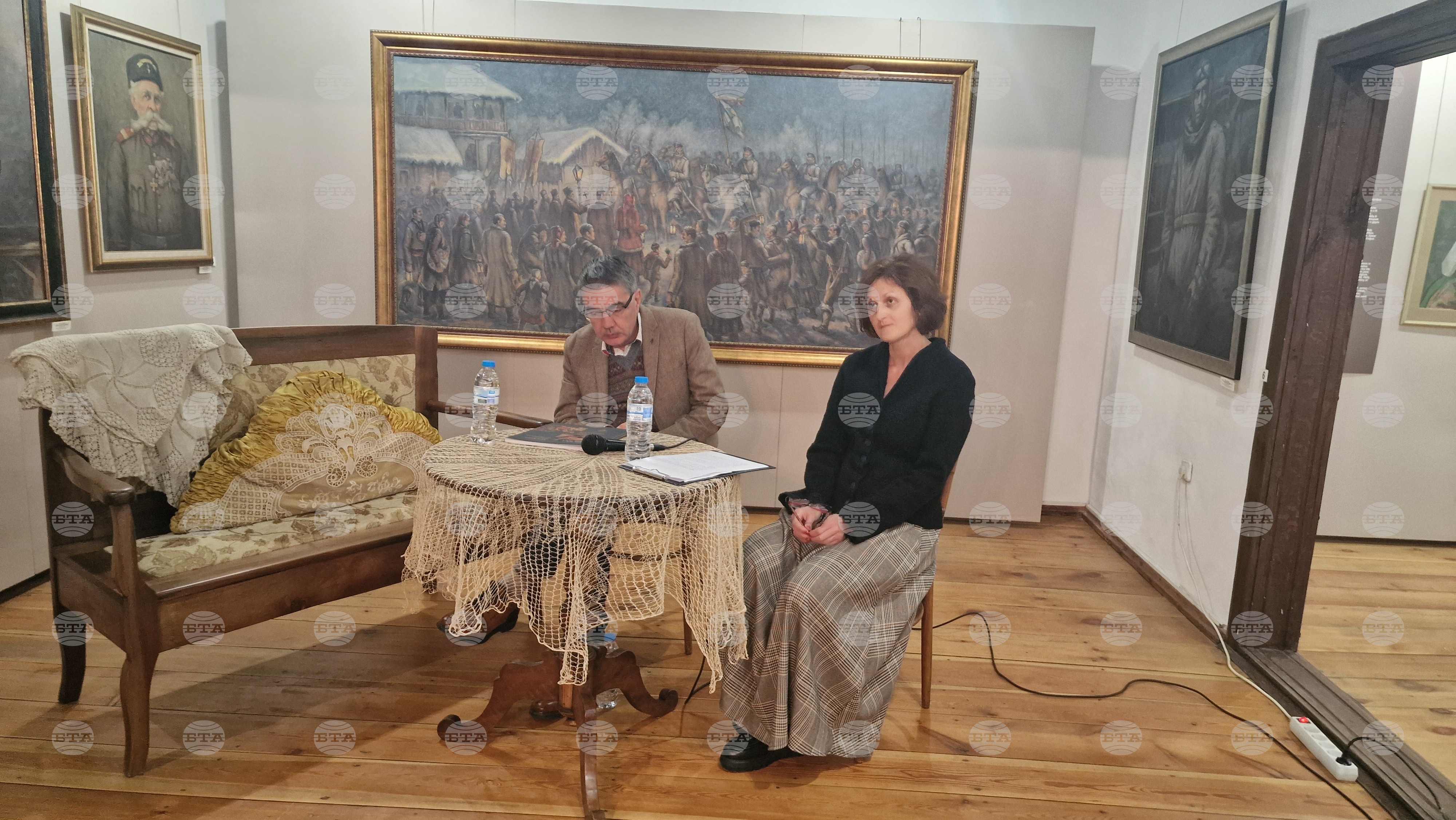 Каталогът „Бочо Донев – художник от бъдещето“, подготвен от екипа на Музея на занаятите, беше представен в Троян