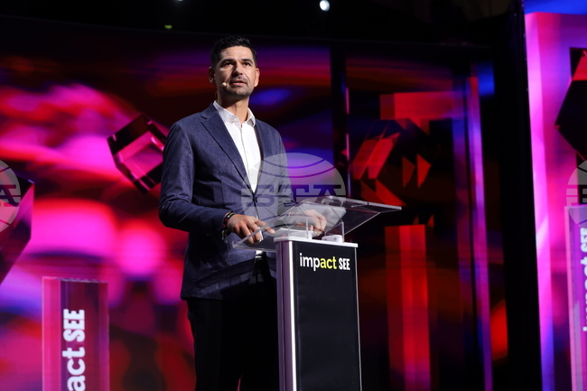 Румъния - Букурещ - Международен бизнес и технологичен форум Impact SEE - кмет на Първи сектор в Букурещ