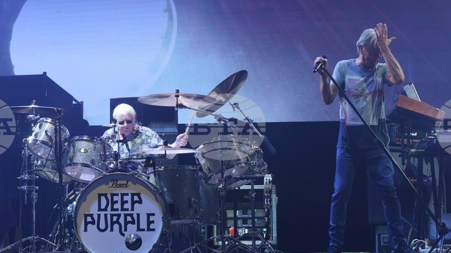 Deep Purple свири пред пълна „Арена 8888 София“ с песни от над пет десетилетия