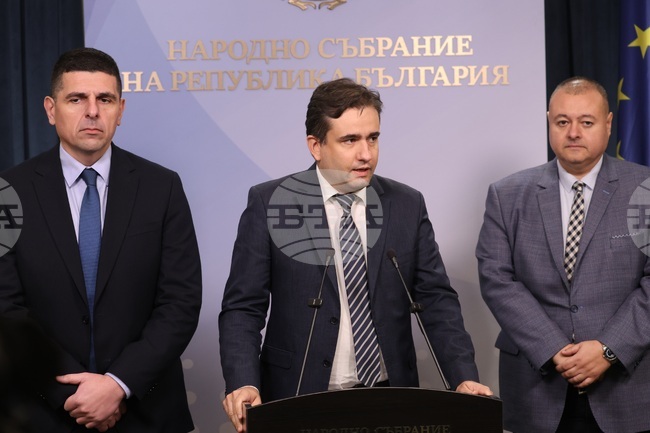 Democratic Bulgaria to File Report with National Revenue Agency over Former Acting Prosecutor General Sarafov’s Properties