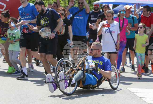 Инициативата Wings for Life предлага утре да бягаме за здравето на тези, които не могат