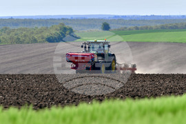 Село Яким Груево - работа на полето