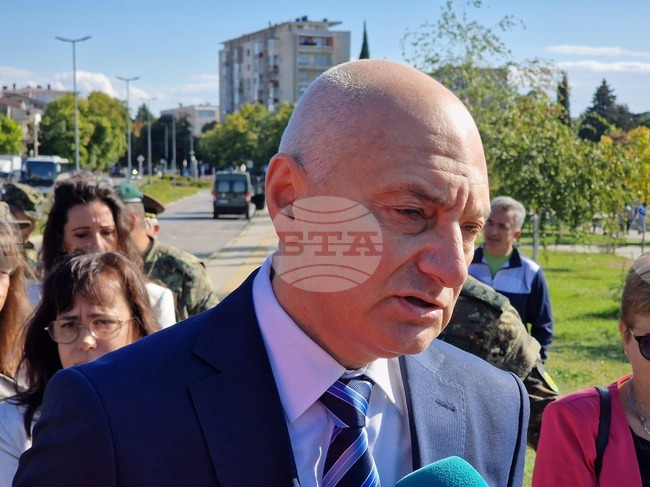 Модернизацията е основен приоритет за Министерството на отбраната, каза заместник-министър Любомир Монов в Стара Загора