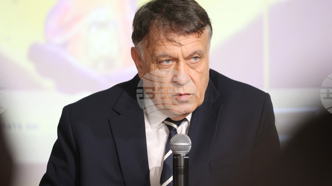 Министерството на образованието ще представи нова платформа за свободен достъп на всички училища до готови учебни проекти, уроци и ресурси 