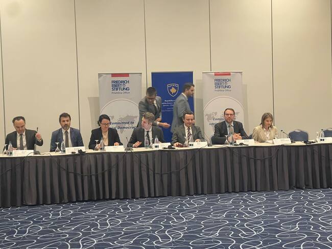 КосоваПрес: Суверенният фонд ще доведе до стабилизиране на икономиката на Косово, заяви премиерът Албин Курти