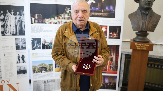 Композиторът проф. Милко Коларов получи наградата на Министерството на културата „Златен век“ 