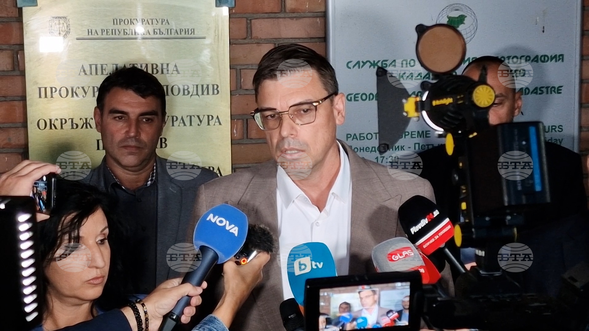 Мотивът за убийство на пловдивския бизнесмен е личен и породен от финансови отношения, съобщи наблюдаващият прокурор Димитър Молев