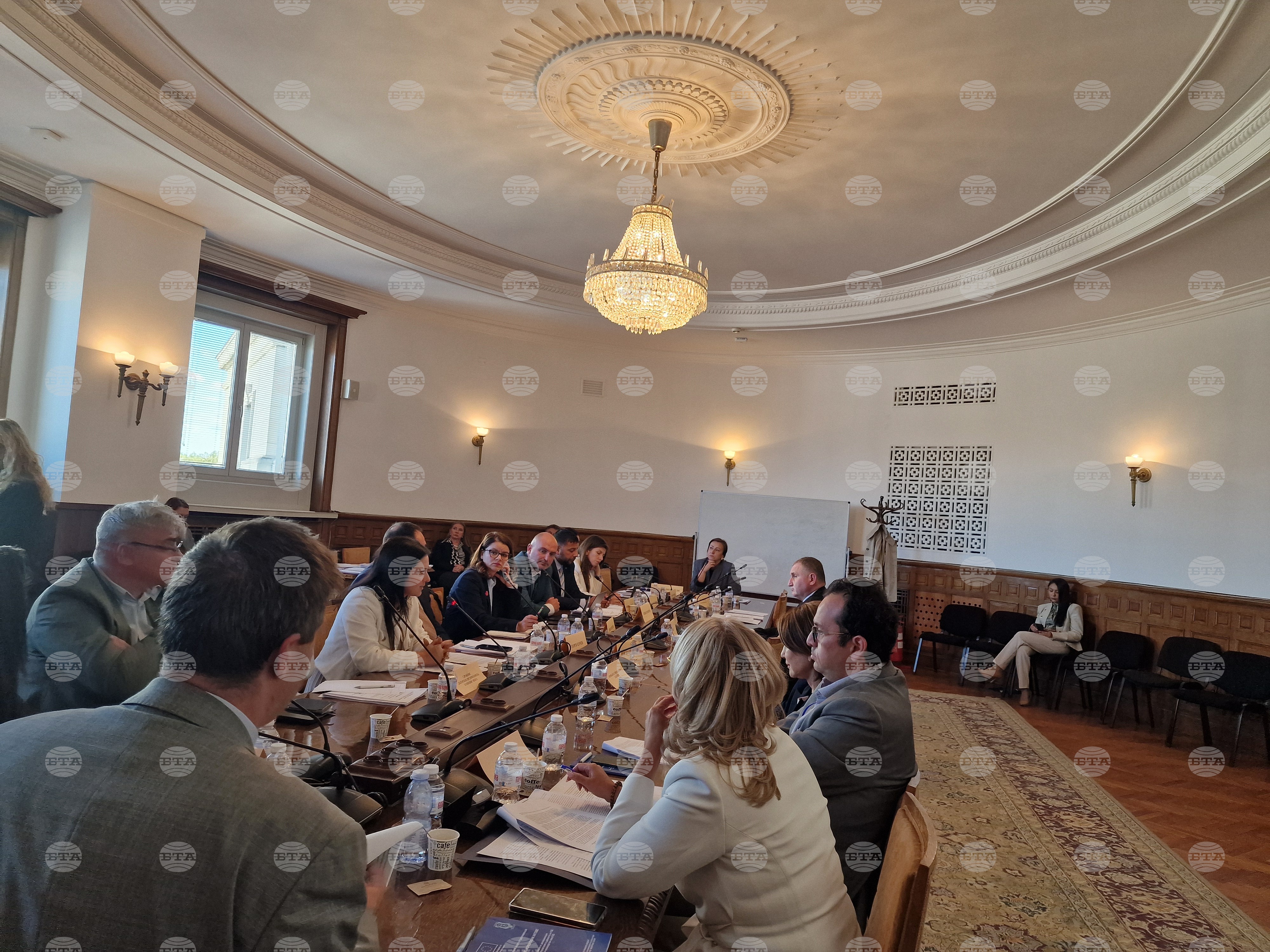 Комисията по правата на човека прие на първо четене промени в Закона за защита от дискриминация