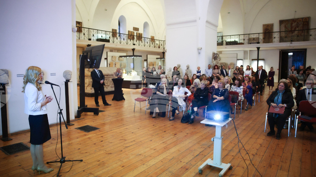 National Assembly Chair Calls Child Protection Agency Staff Bulgaria's Unsung Heroes