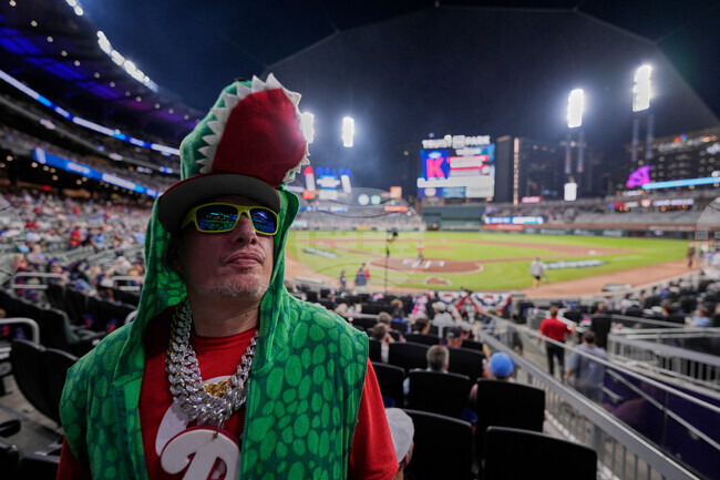 Phillies Braves Baseball