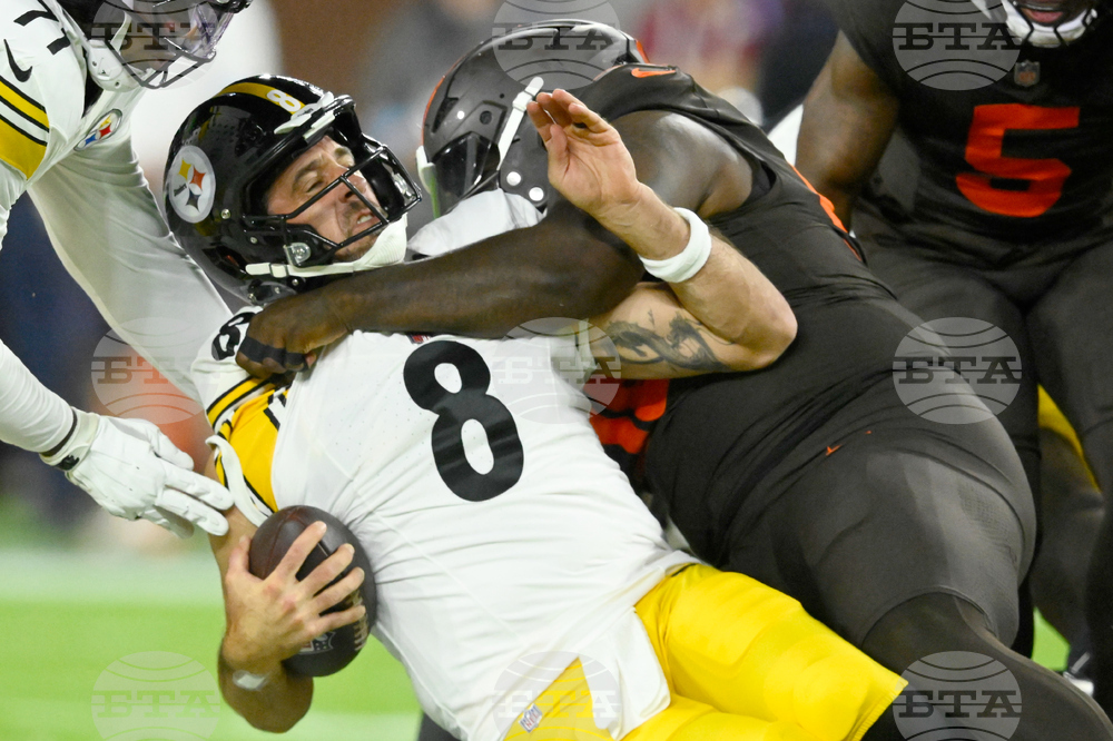 APTOPIX Steelers Browns Football