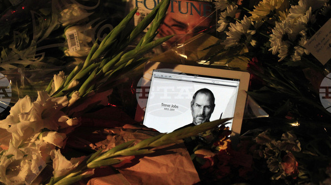 Преди 15 години умира един от най-известните съвременни технологични иноватори - Стив Джобс