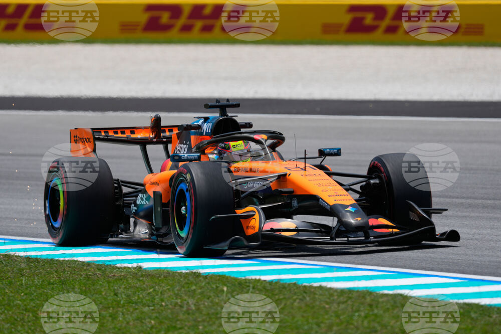 Bahrain F1 GP in Malaysia Auto Racing
