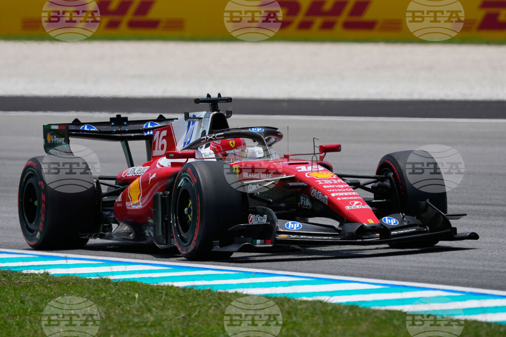 Bahrain F1 GP in Malaysia Auto Racing