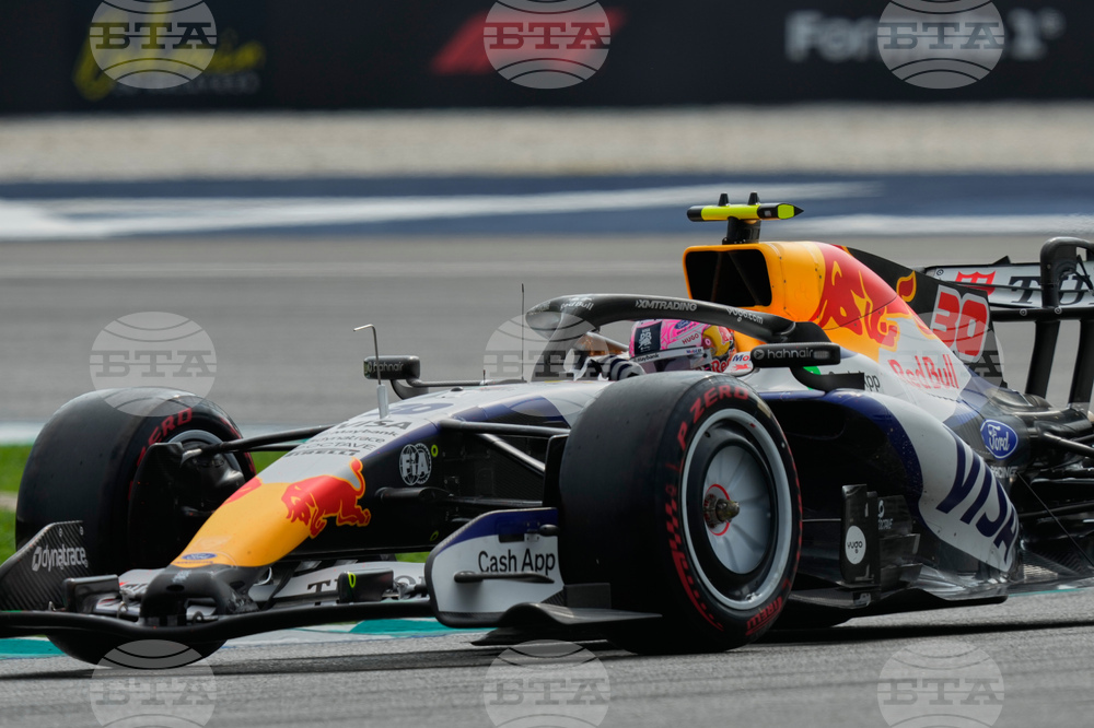 Bahrain F1 GP in Malaysia Auto Racing