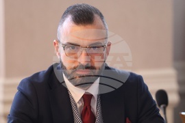 НС - дискусия - образование