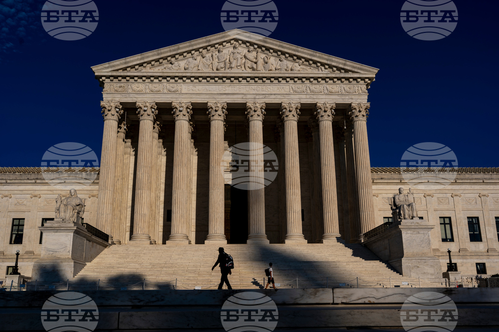 APTOPIX Supreme Court